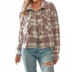 NEW HAILEY & CO city view crop shacket in lilac plaid